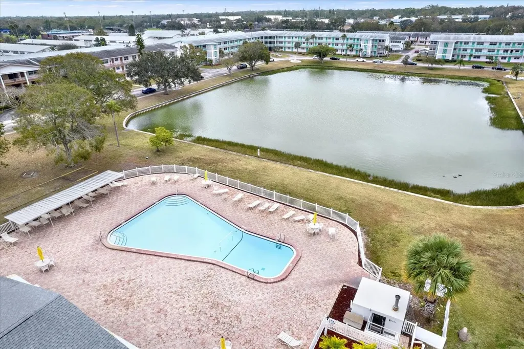 6015 19th Street N St Petersburg FL 33714