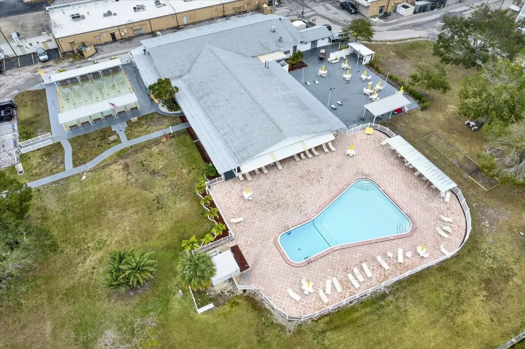 6015 19th Street N St Petersburg FL 33714
