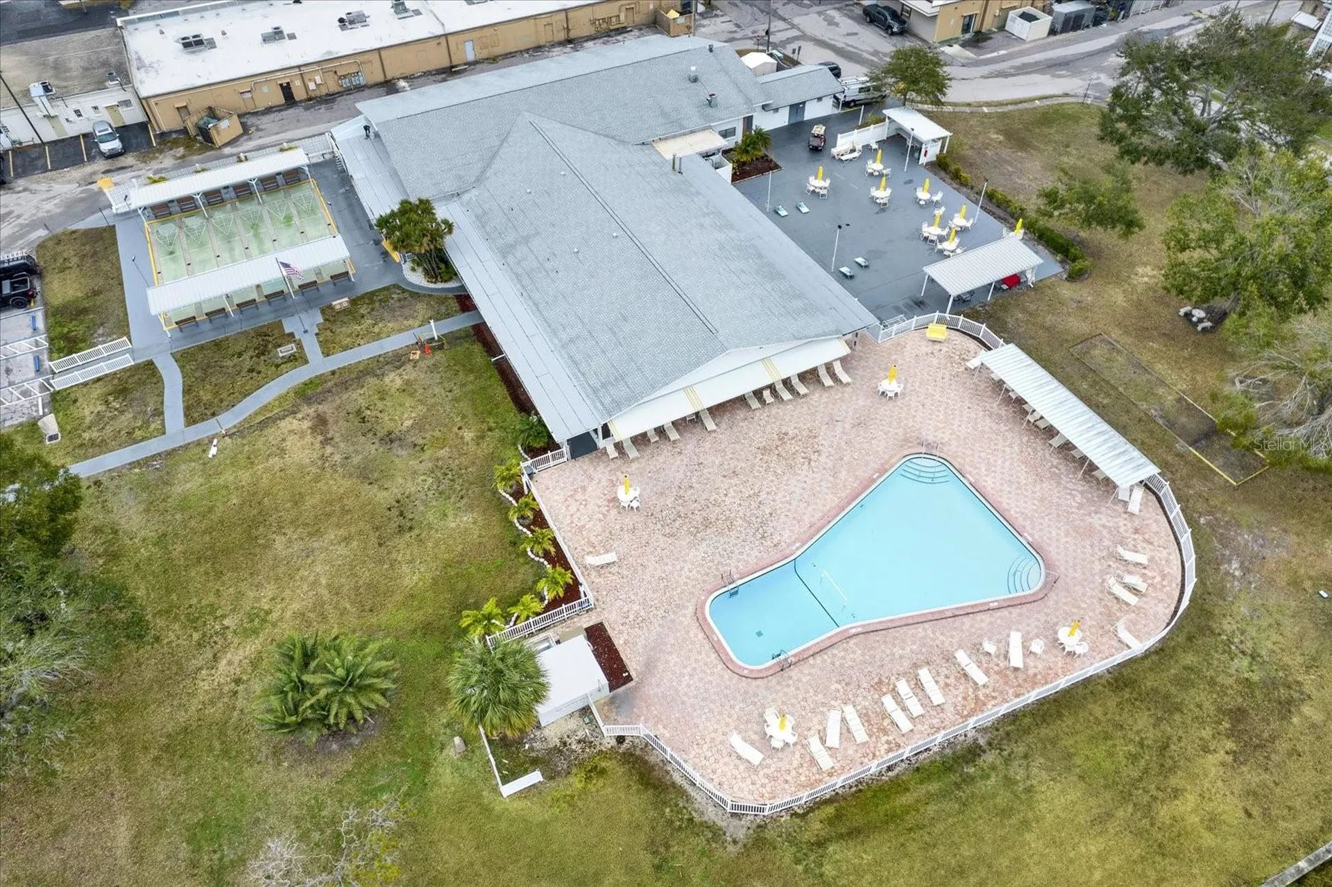 6015 19th Street N St Petersburg FL 33714