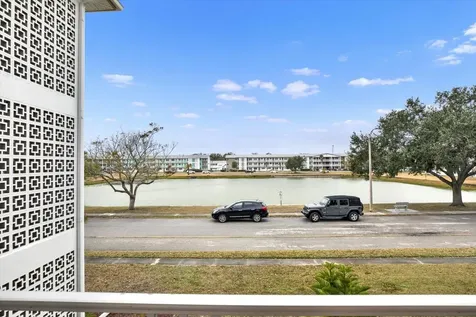 6015 19th Street N St Petersburg FL 33714