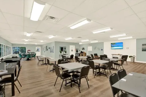 6015 19th Street N St Petersburg FL 33714