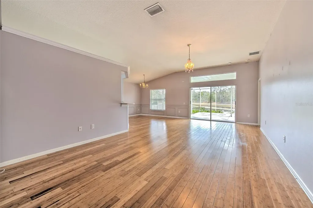 2703 Breakwater Court Brandon FL 33511