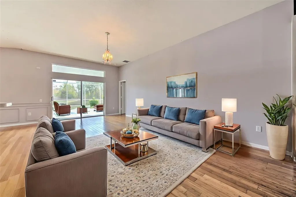 2703 Breakwater Court Brandon FL 33511