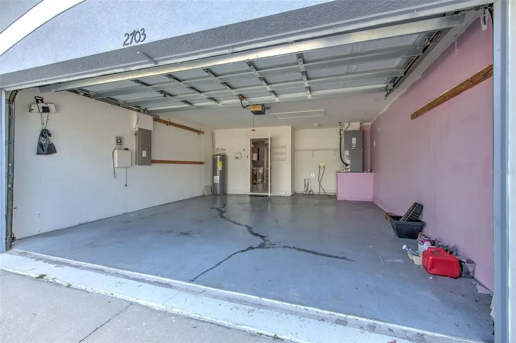 2703 Breakwater Court Brandon FL 33511