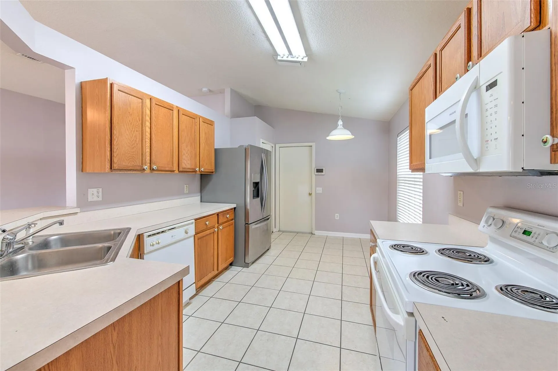 2703 Breakwater Court Brandon FL 33511