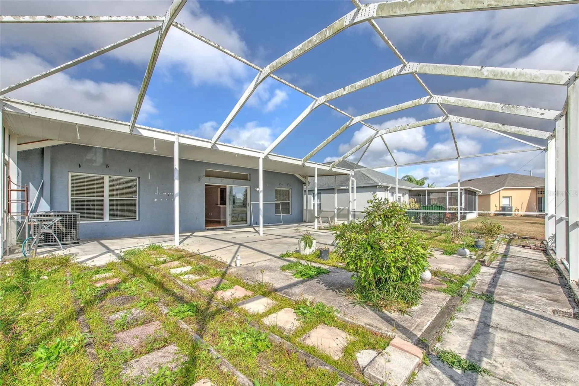2703 Breakwater Court Brandon FL 33511