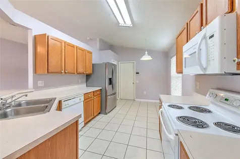 2703 Breakwater Court Brandon FL 33511