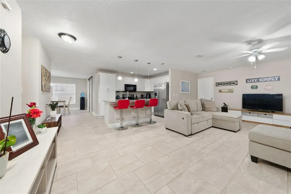 12131 Agana Street Orlando FL 32837