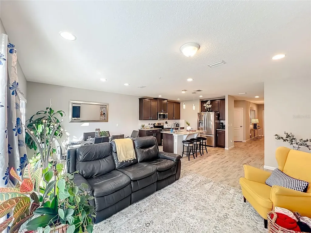 381 Smugglers Way Apopka FL 32712