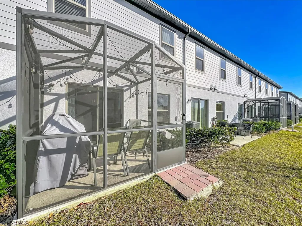 381 Smugglers Way Apopka FL 32712
