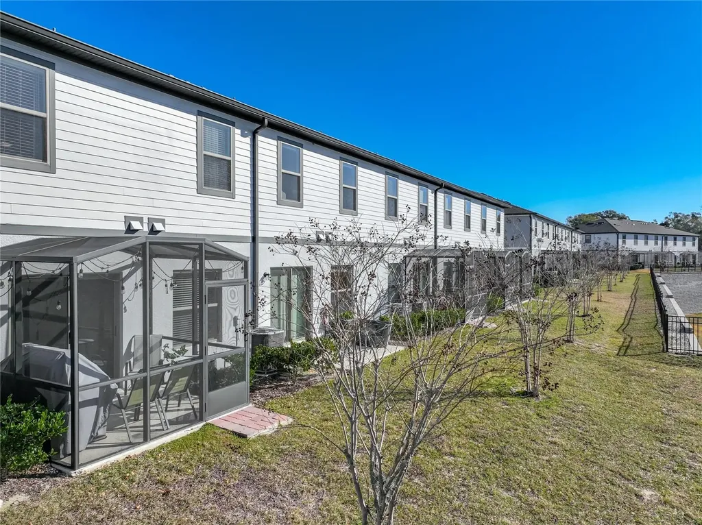 381 Smugglers Way Apopka FL 32712