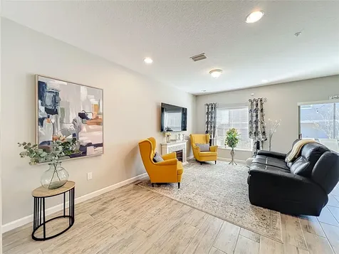 381 Smugglers Way Apopka FL 32712