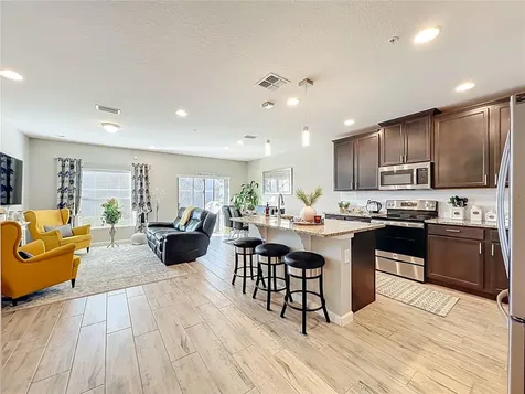 381 Smugglers Way Apopka FL 32712