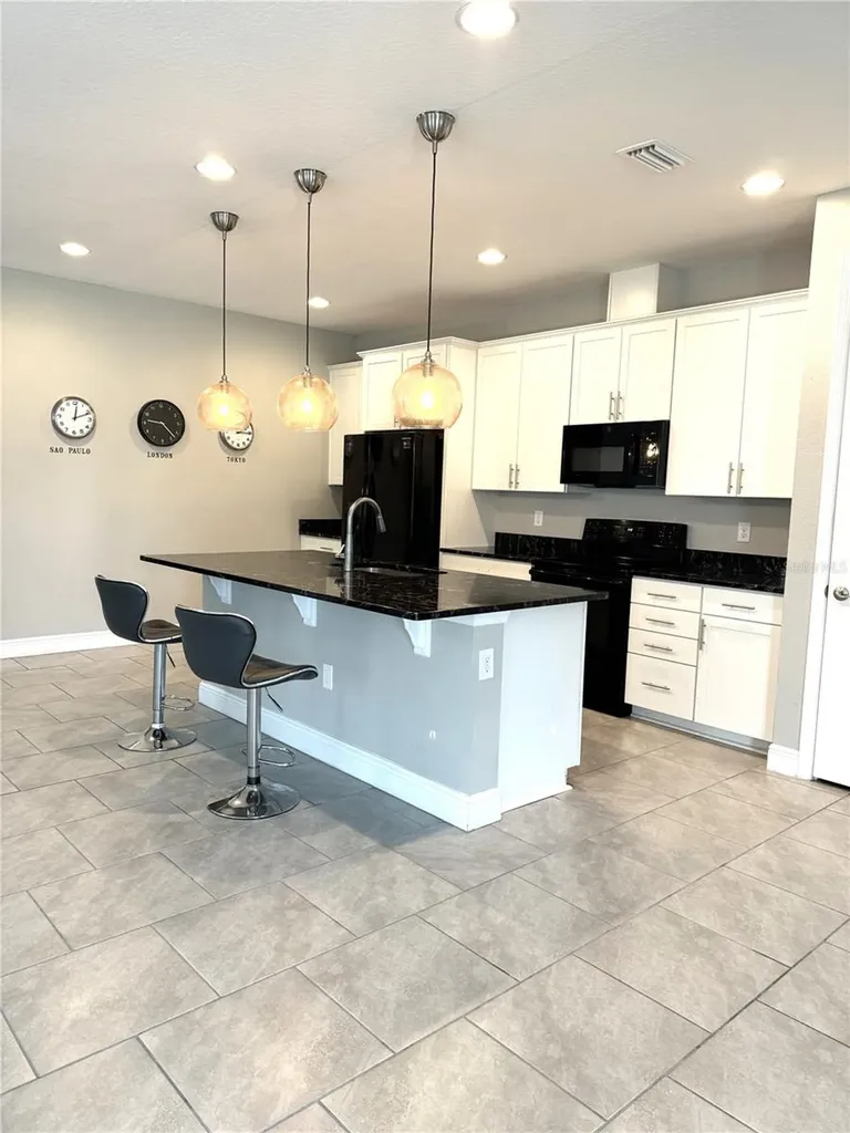 1315 Yorkshire Court Davenport FL 33896