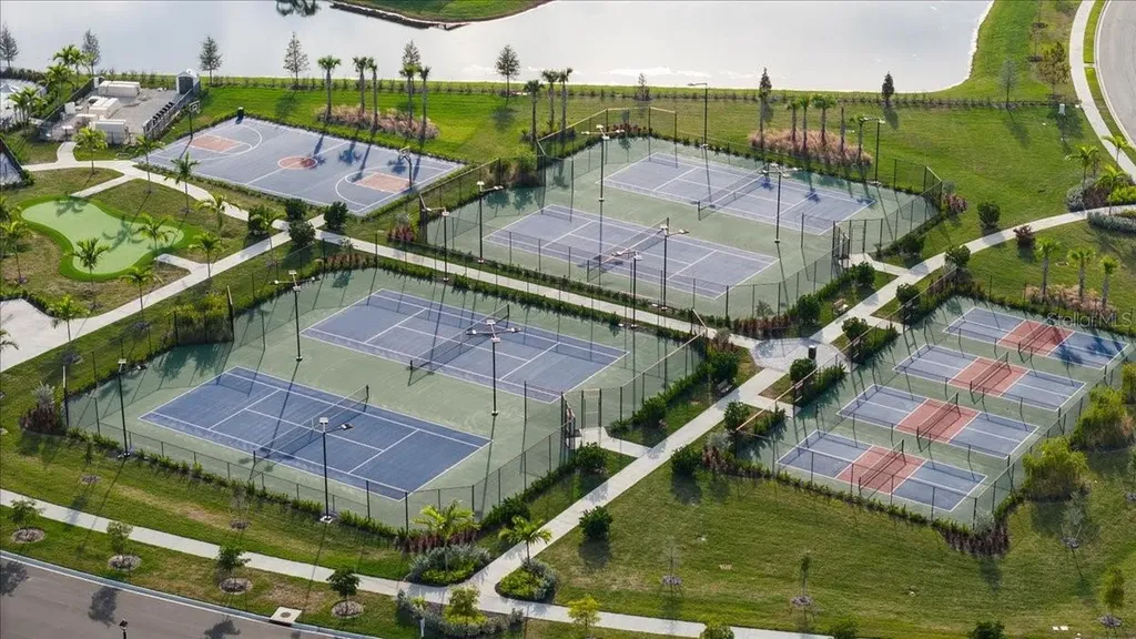 15172 Sunny Day Drive Bradenton FL 34211