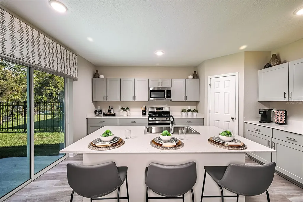 36671 Sagemoor Drive Zephyrhills FL 33541