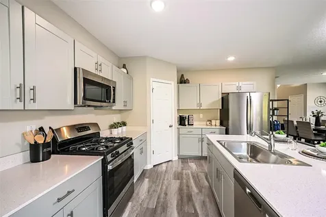 36671 Sagemoor Drive Zephyrhills FL 33541
