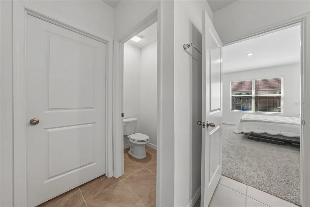2741 Gardiner Lane Zephyrhills FL 33541