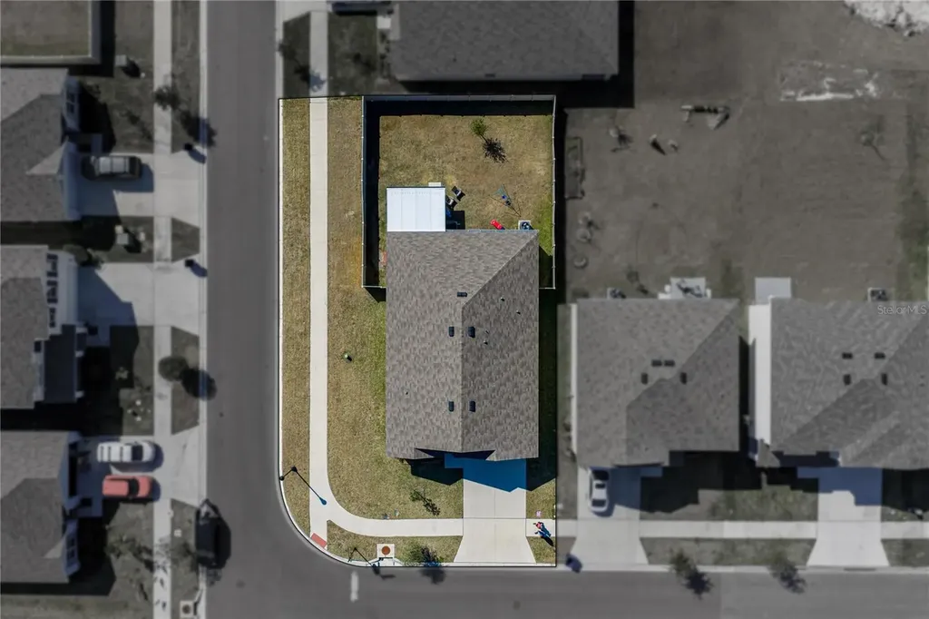 2741 Gardiner Lane Zephyrhills FL 33541