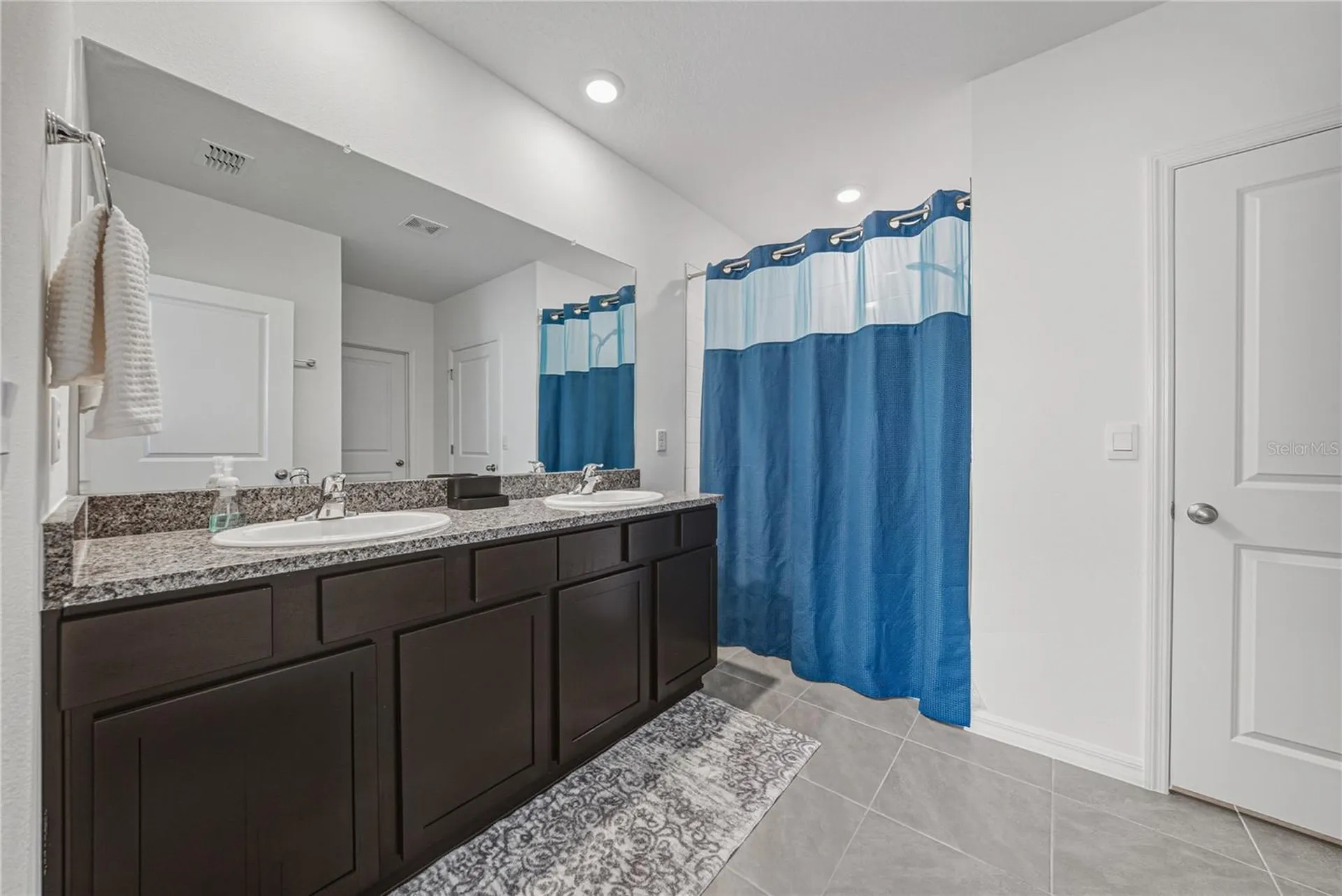 2741 Gardiner Lane Zephyrhills FL 33541
