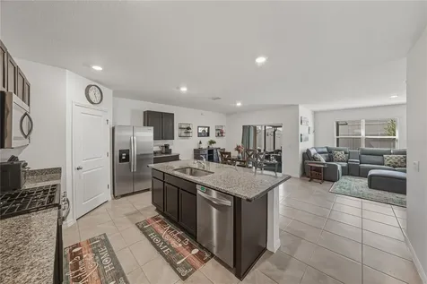 2741 Gardiner Lane Zephyrhills FL 33541
