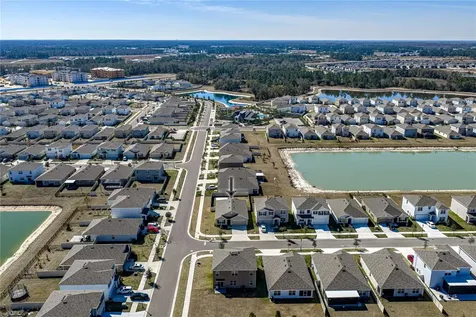 2741 Gardiner Lane Zephyrhills FL 33541