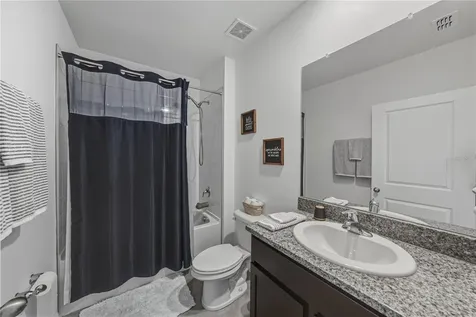 2741 Gardiner Lane Zephyrhills FL 33541