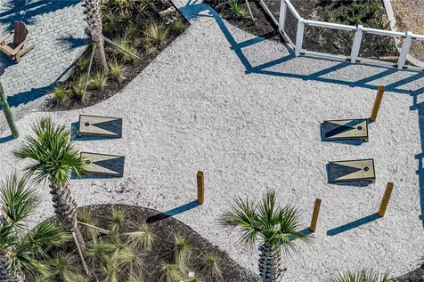 2741 Gardiner Lane Zephyrhills FL 33541