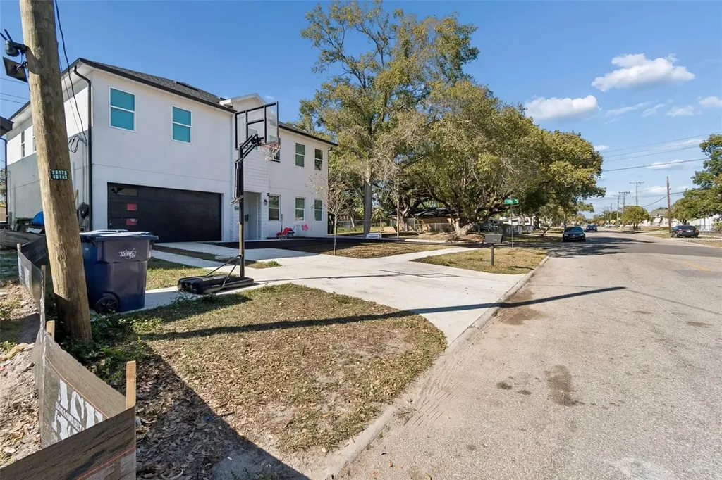 2801 E 19th Avenue Tampa FL 33605
