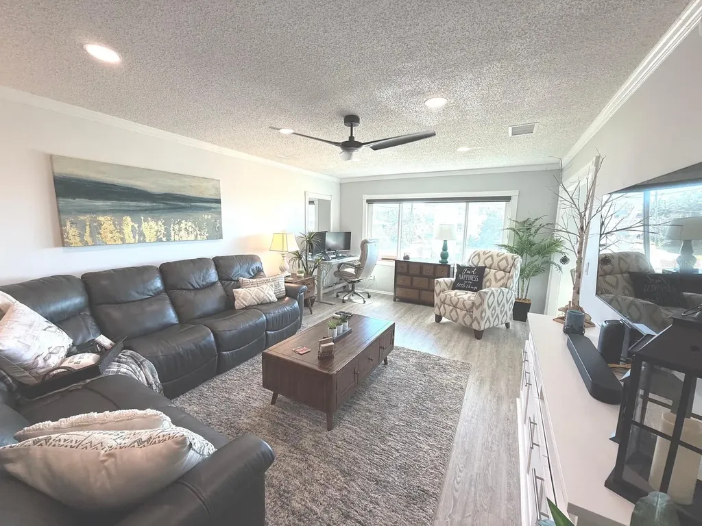 100 Bluff View Drive Belleair Bluffs FL 33770