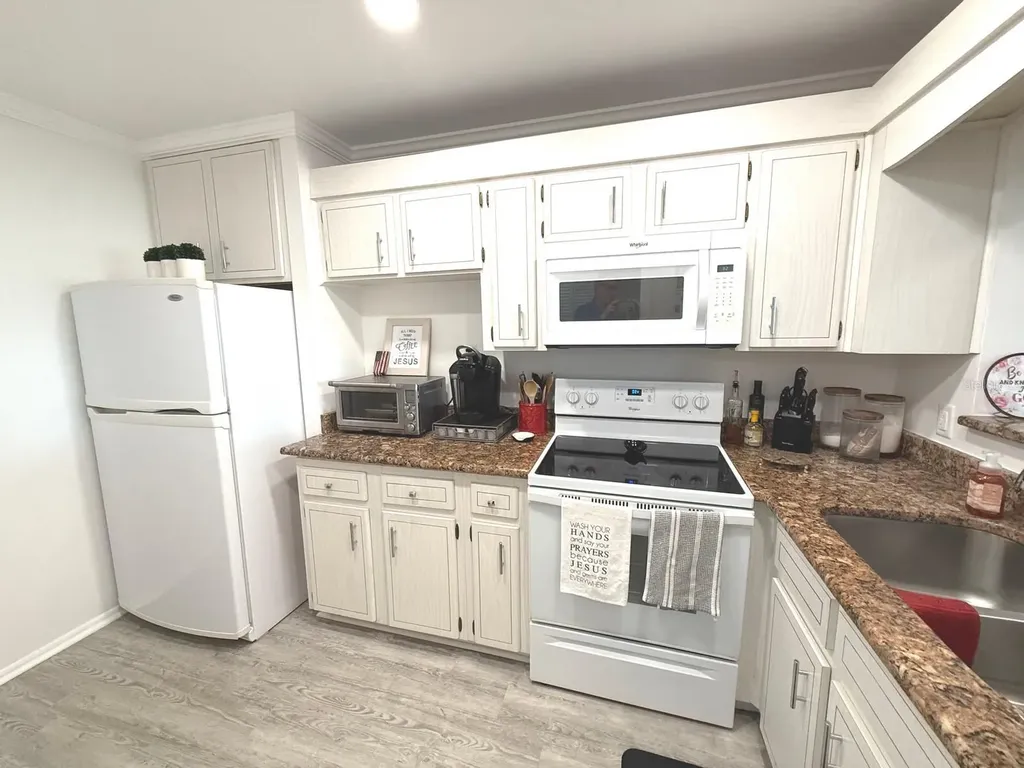 100 Bluff View Drive Belleair Bluffs FL 33770