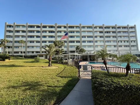 100 Bluff View Drive Belleair Bluffs FL 33770