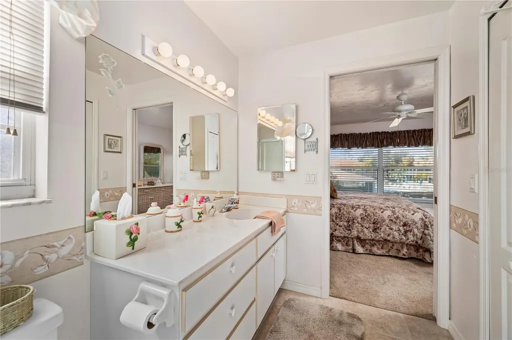 11644 SW Egret Circle Lake Suzy FL 34269