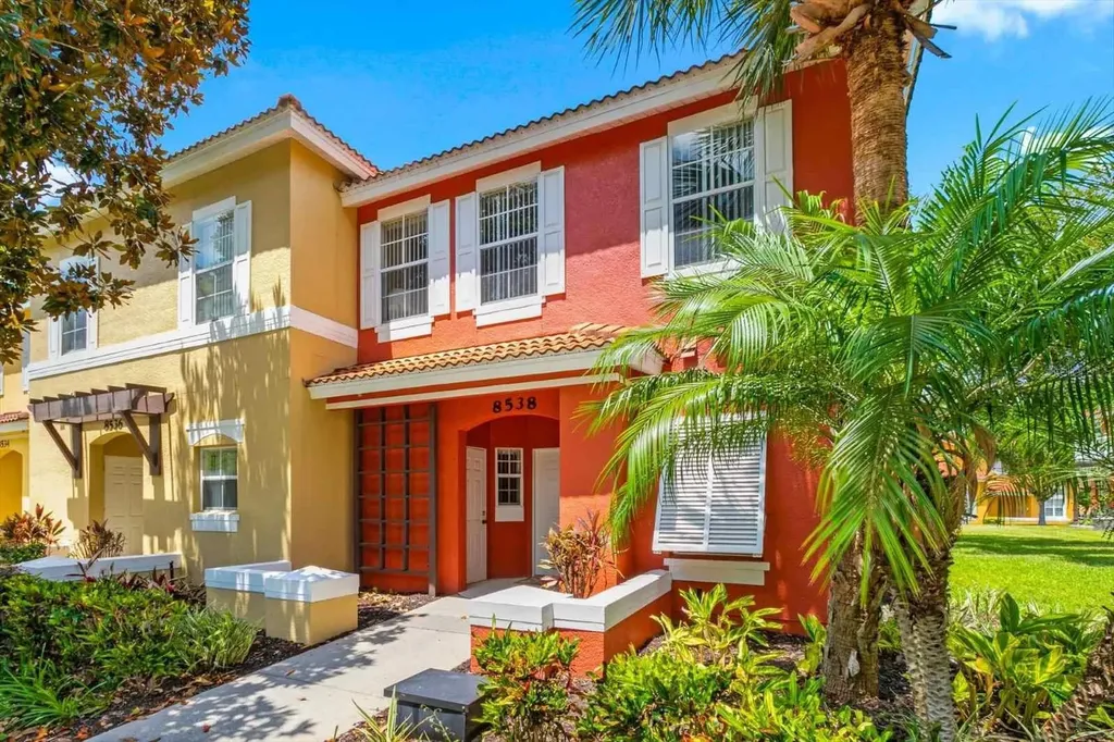 8538 Crystal Cove Loop Kissimmee FL 34747