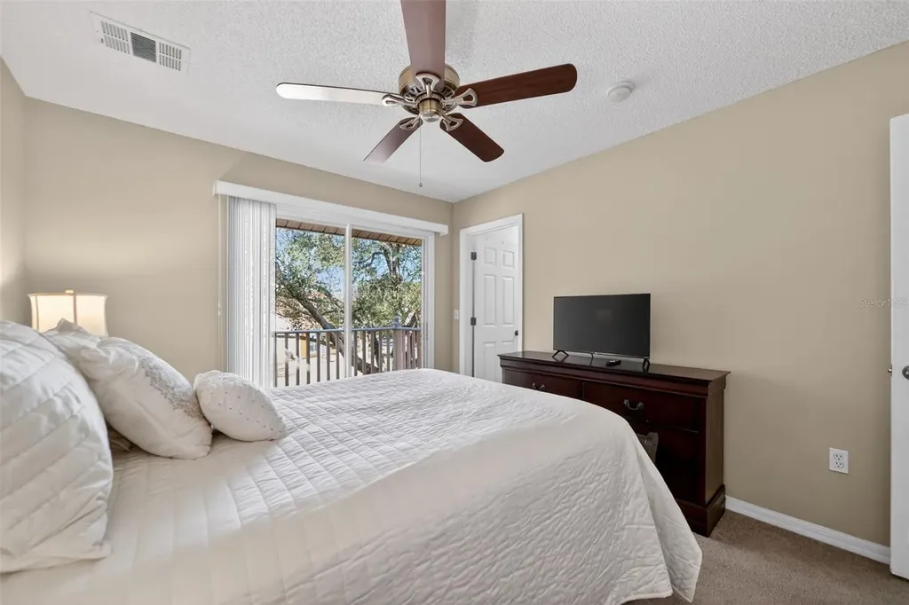 8538 Crystal Cove Loop Kissimmee FL 34747