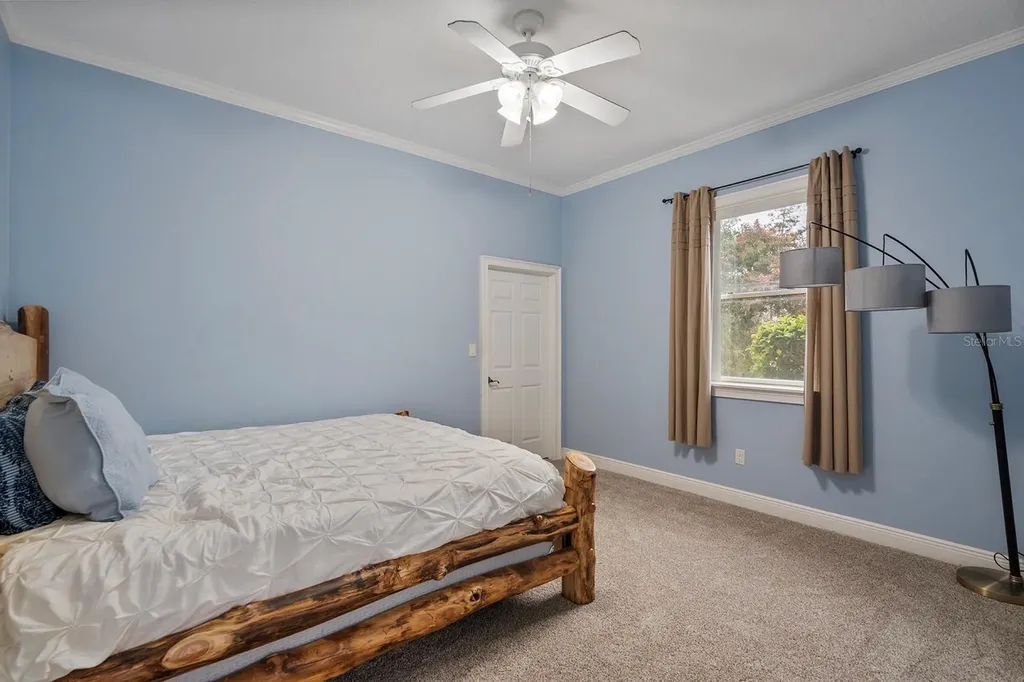 881 S Belfast Place Chuluota FL 32766