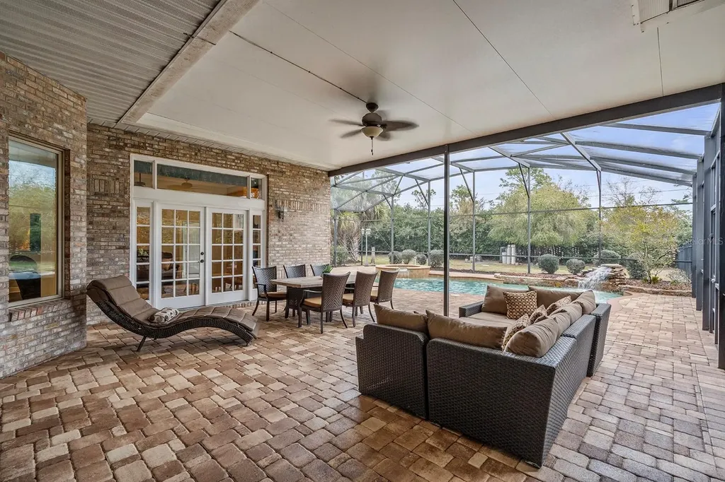 881 S Belfast Place Chuluota FL 32766