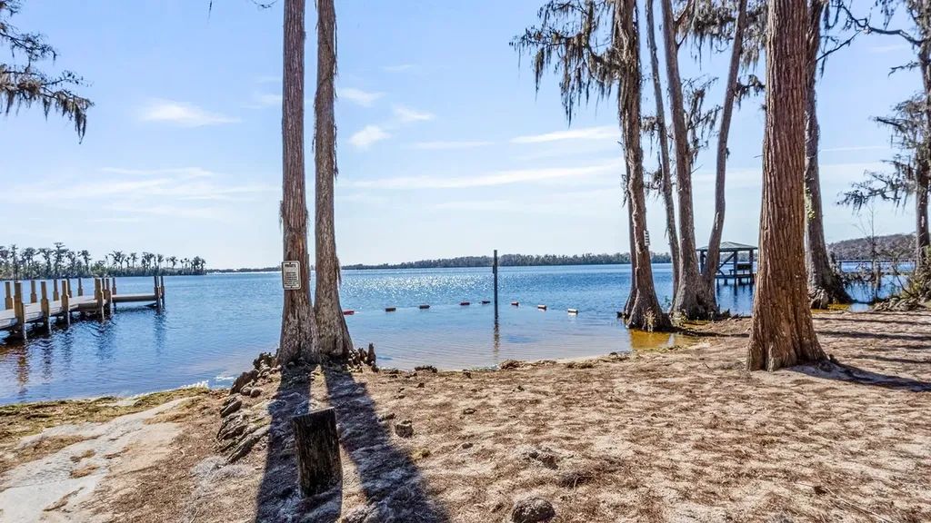 881 S Belfast Place Chuluota FL 32766