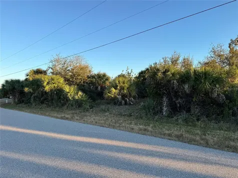15512 Lakeland Circle Port Charlotte FL 33981