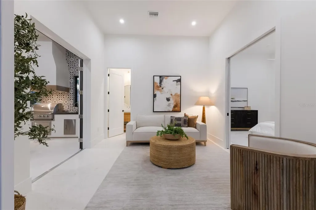 329 Bird Key Drive Sarasota FL 34236