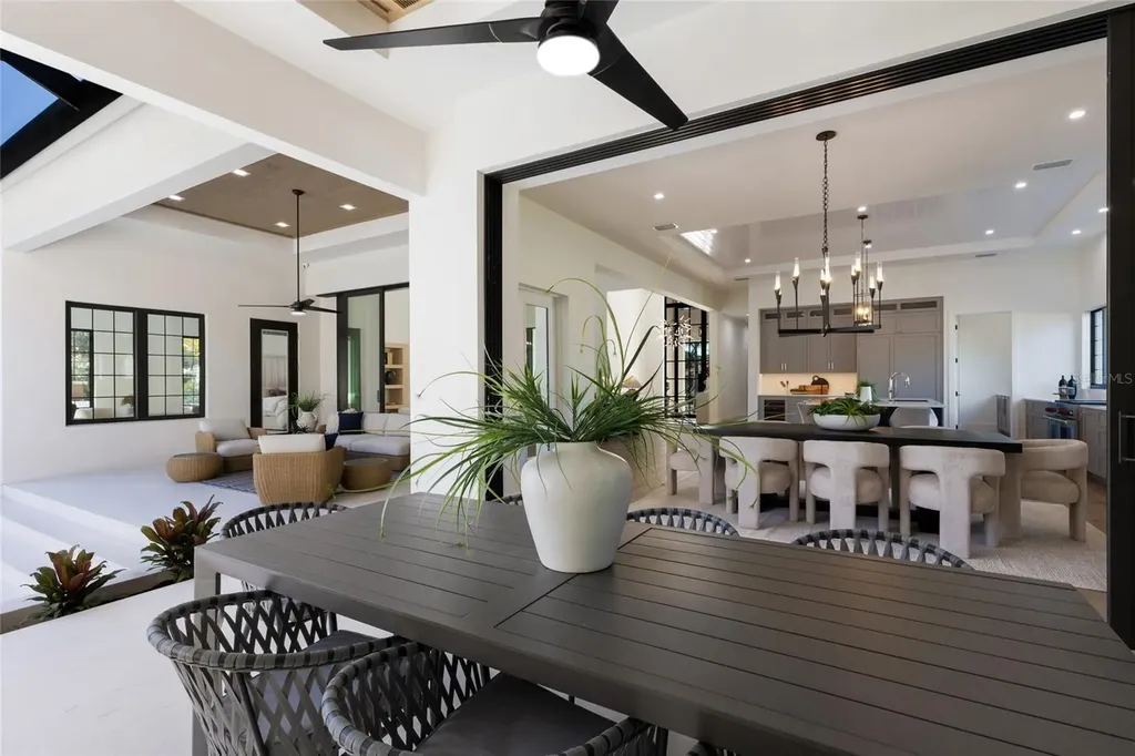 329 Bird Key Drive Sarasota FL 34236