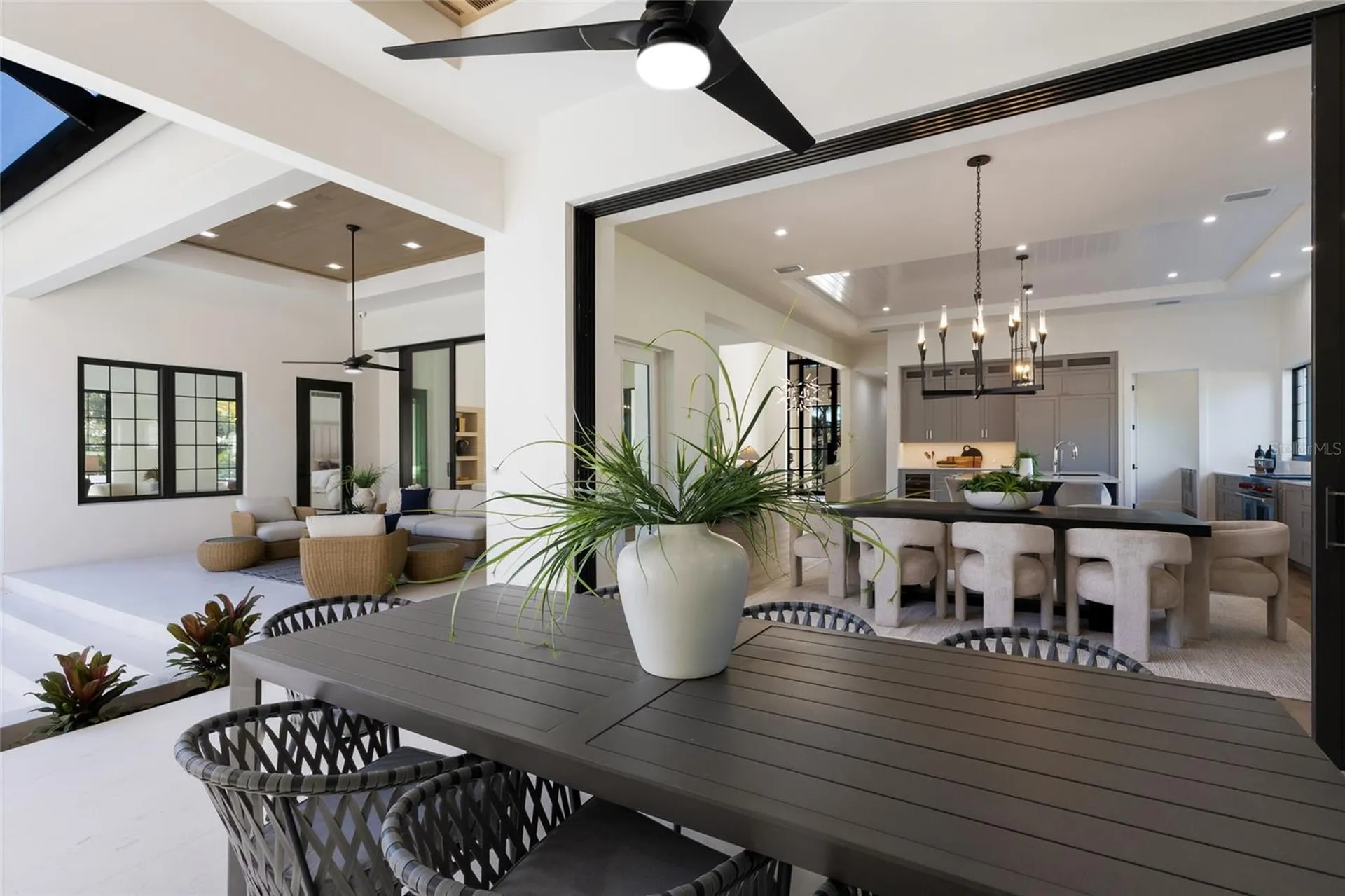 329 Bird Key Drive Sarasota FL 34236