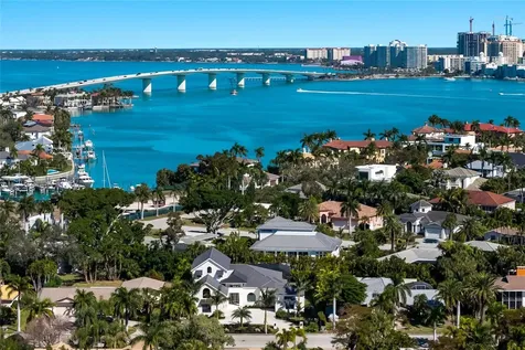 329 Bird Key Drive Sarasota FL 34236