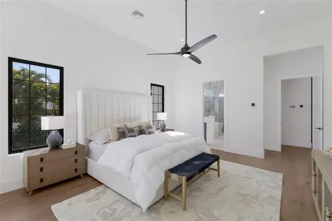 329 Bird Key Drive Sarasota FL 34236