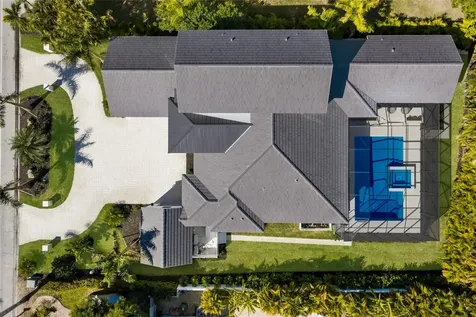 329 Bird Key Drive Sarasota FL 34236