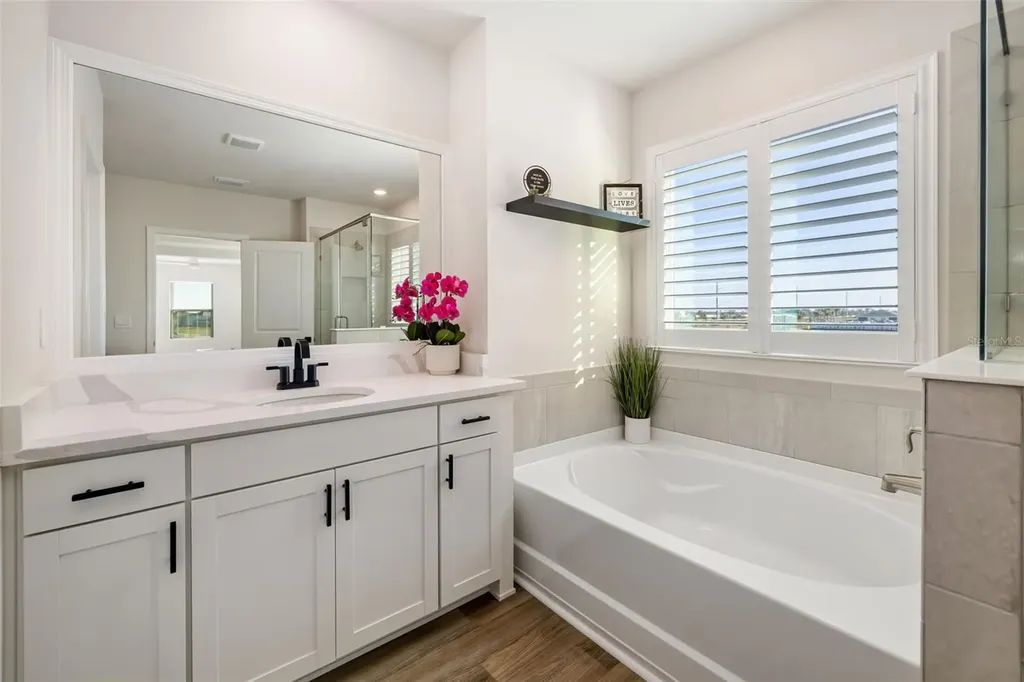 18320 Thistleberry Place Bradenton FL 34211