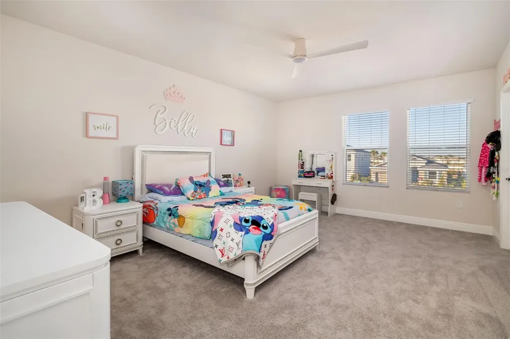 18320 Thistleberry Place Bradenton FL 34211
