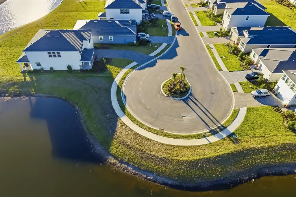 18320 Thistleberry Place Bradenton FL 34211