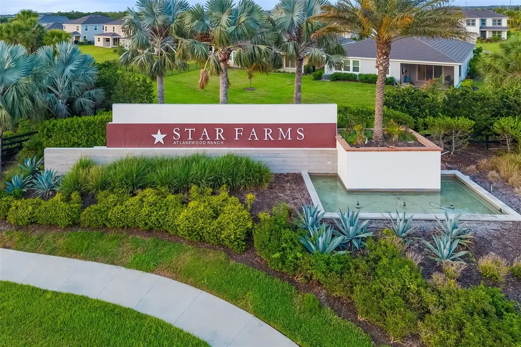18320 Thistleberry Place Bradenton FL 34211