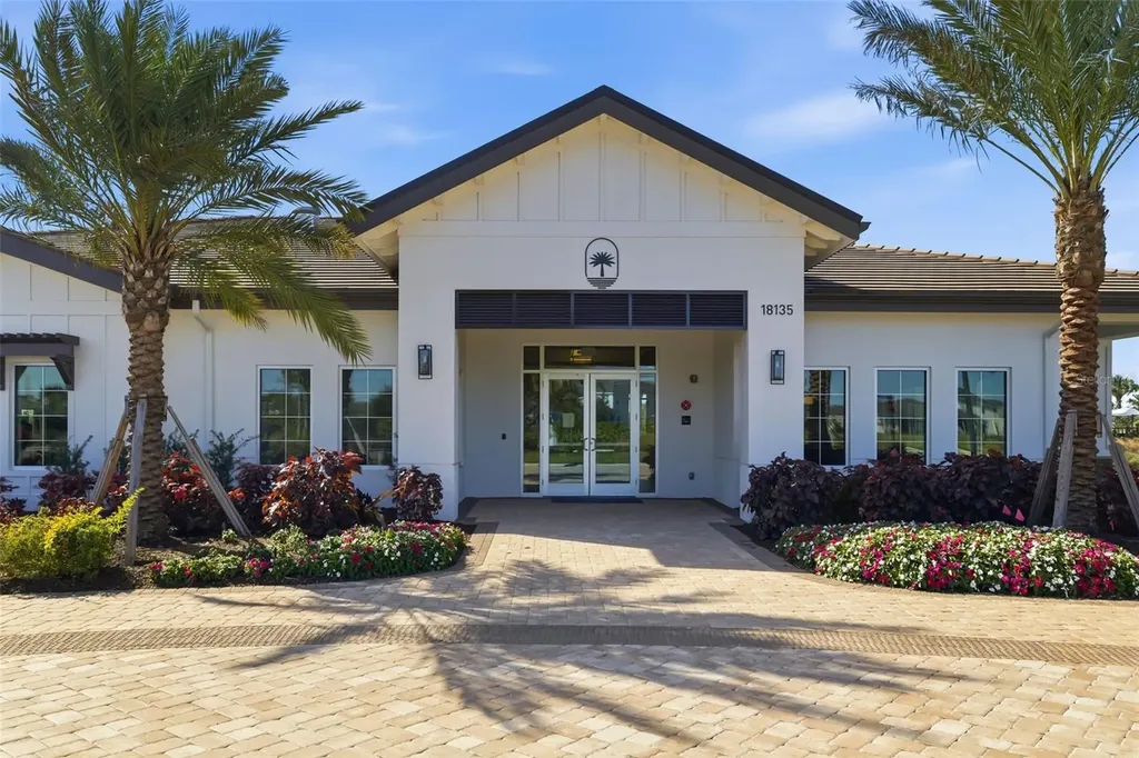 18320 Thistleberry Place Bradenton FL 34211